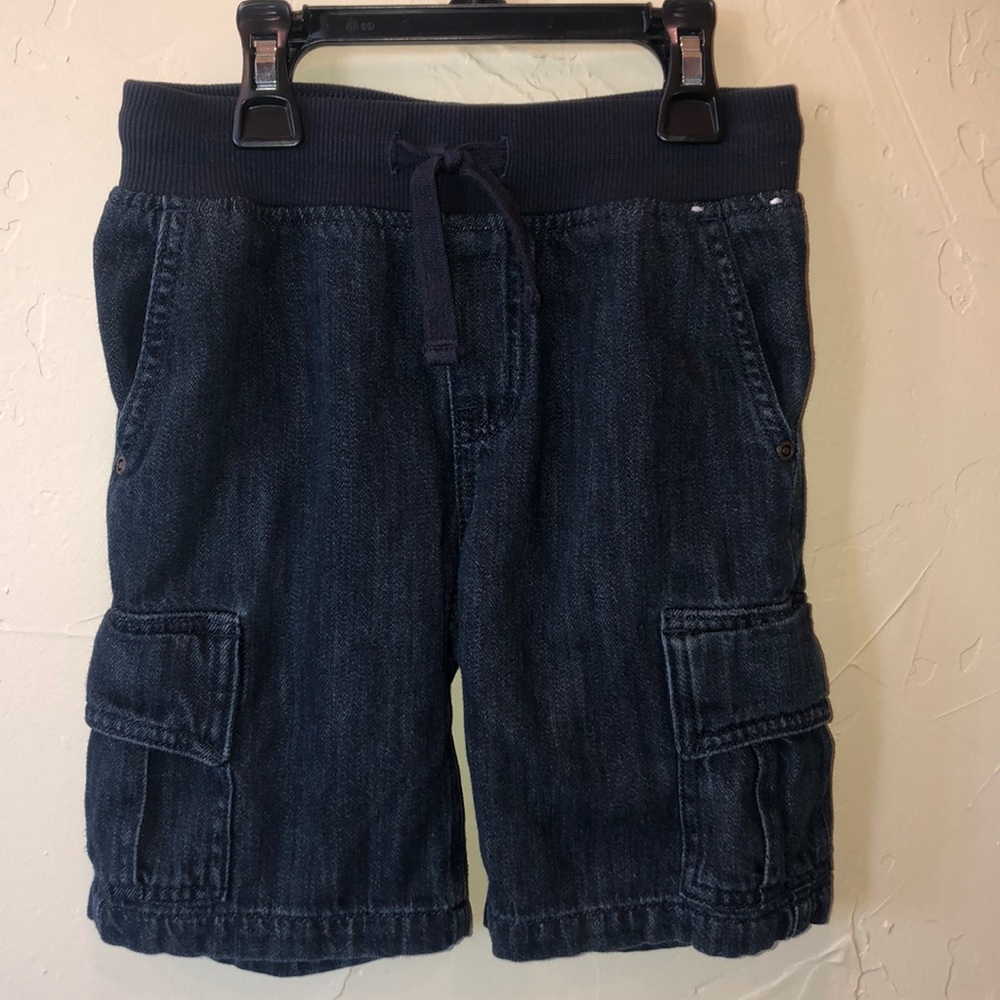 Gymboree boys denim cargo shorts, size 6